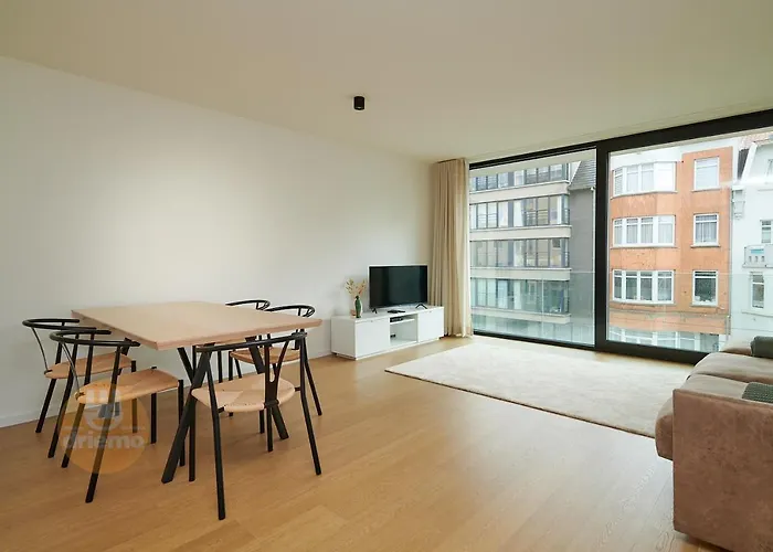 Stephanie 0201 아파트 *